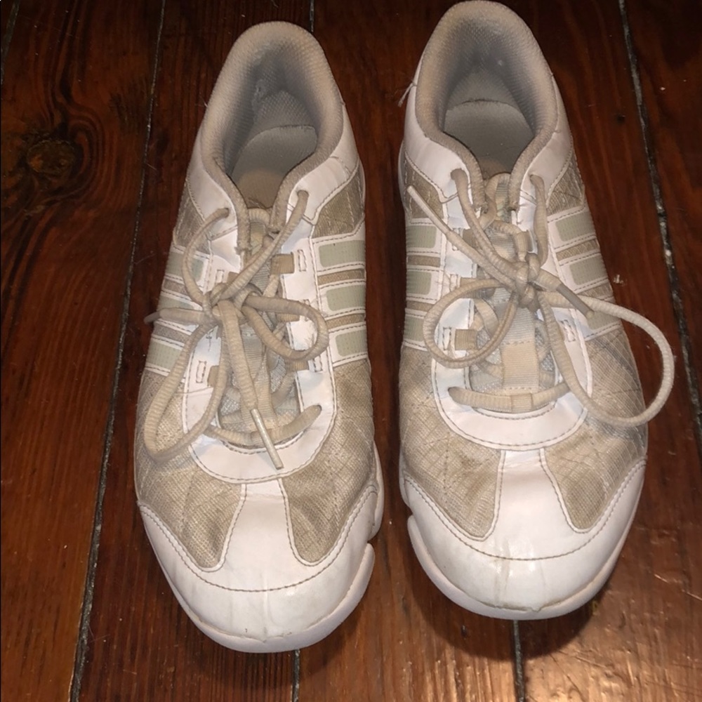 Adidas cheerleading shoes